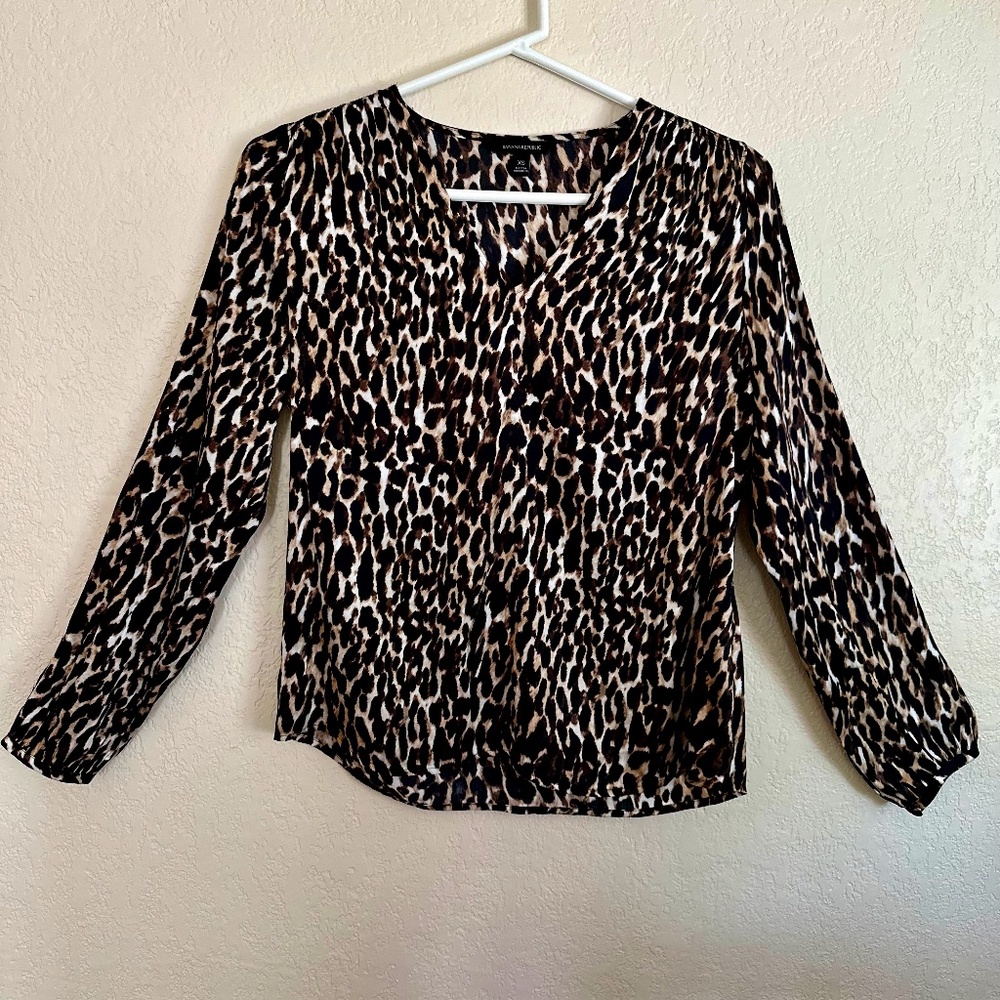 Leopard V-Neck Blouse - BANANA REPUBLIC